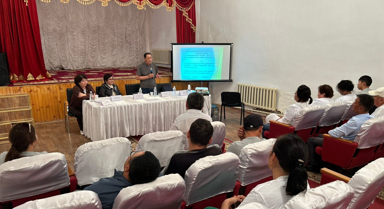 d9d865e8-2463-440b-a1e2-b1b1ca6554d7